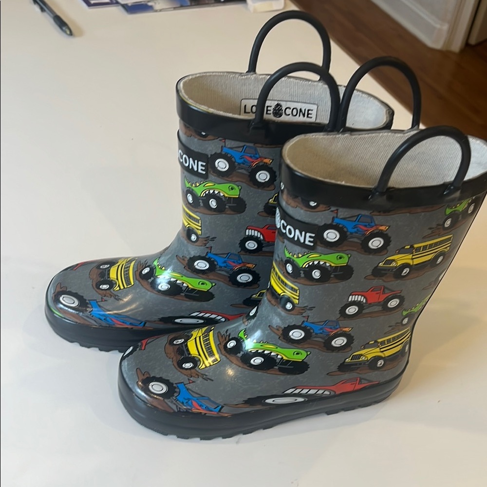 Brand New Kids' Gray Rain Boots with Colorful Cars